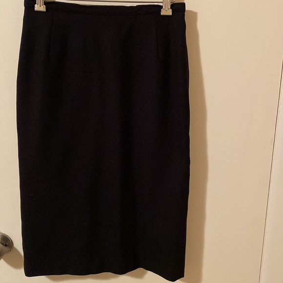 Dolce & Gabbana Women’s Suit. (EUC) - Picture 4 of 5